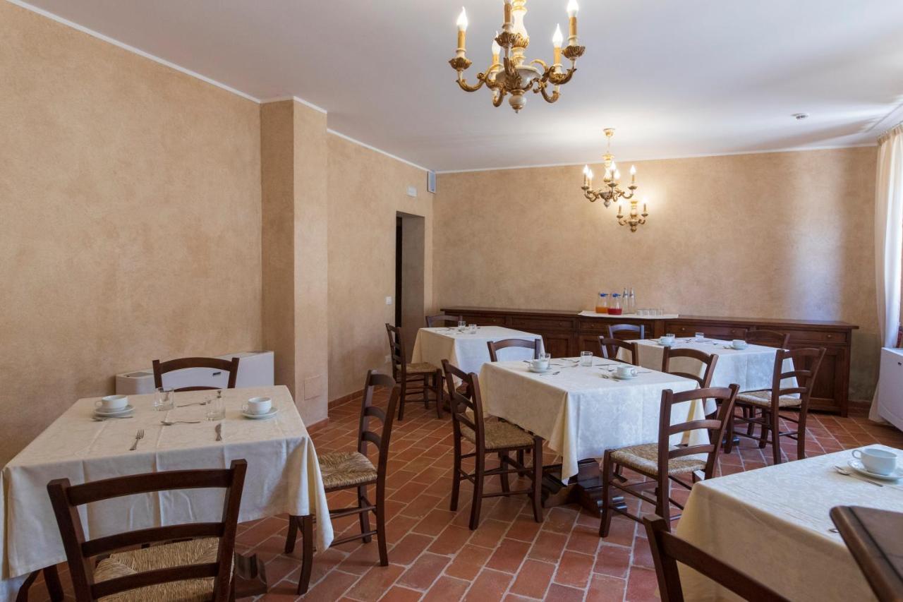 Locanda Di Montegiove Фано Екстер'єр фото